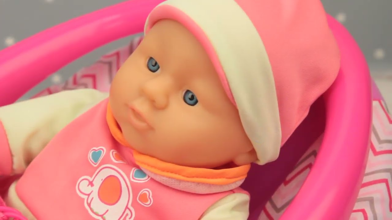 Пупс Baby Chicaboo с люлькой и аксессуарами 35см с 2лет - видео Пупс Baby Chicaboo с люлькой и аксессуарами 35см с 2лет - видео