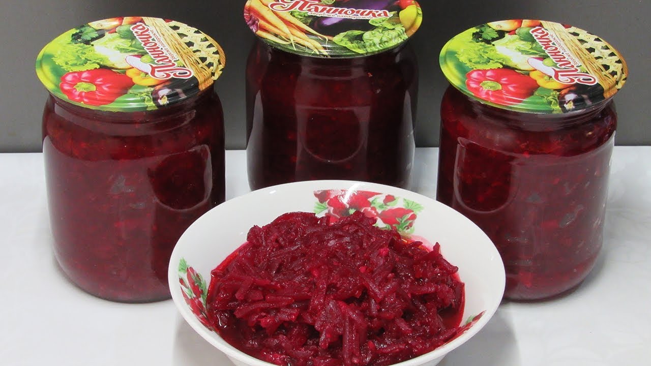 Консервируйте сразу две порции самая вкусная икра из свеклы.