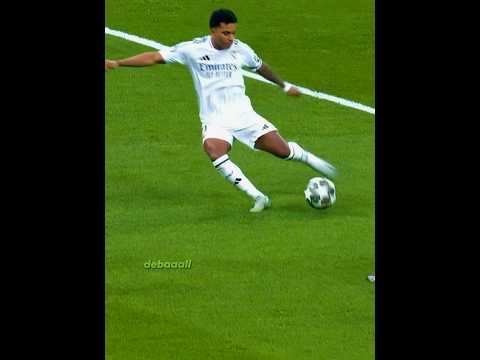 Rodrygo Decides To Pass vs Decides To Score 😎