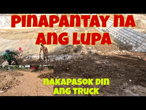 Makapag buhos kaya ngayon? | Naglalatag na ng bakal at pag pantay ng lupa