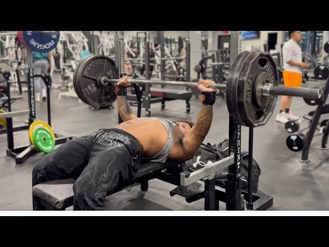 we NEED to lock in  | deadlifts & squat