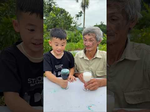 Hai ông cháu trêu trọc nhau siêu dễ thương p2 😂😱👶🏻♥️👴 #entertainment #short
