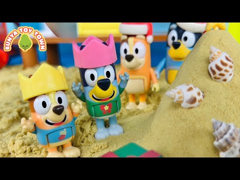 Bluey's Beach Christmas | Bluey Pretend Play Stories