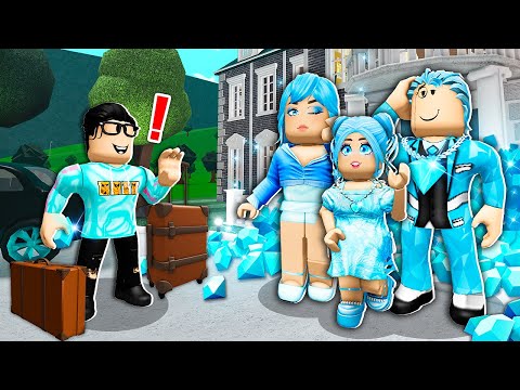 Adopted By TRILLIONAIRE Family! (Roblox)