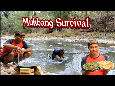 Lompong hutan/slempat petik dan masak dipinggir sungai dan udang untuk mendoan