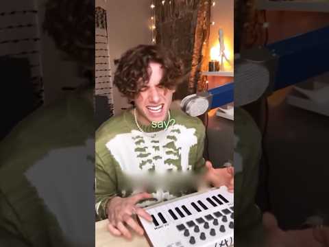 JVKE - ‘this is what heartbreak feels like’ #jvke #thisiswhatheartbreakfeelslike
