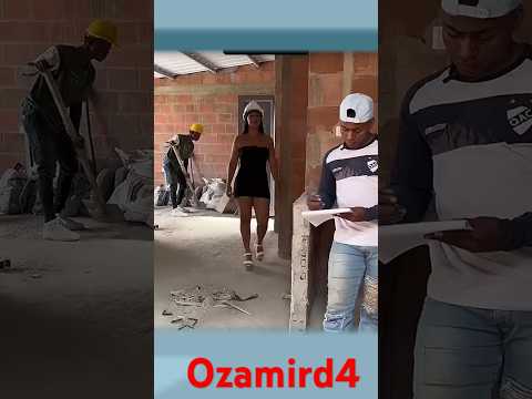 y mi ayudante impresiona a un alkitecta