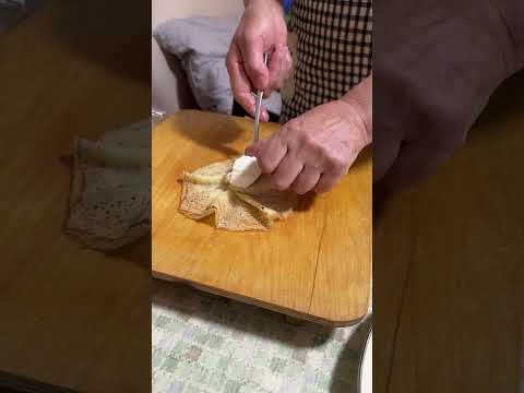 Как заворачивать блины?