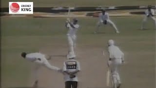 Sanath Jayasuriya beautiful 4 fours v Pakistan in 2nd Odi @ Colombo 1994