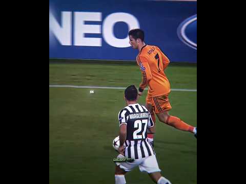 Ronaldo destroys the defenders 🥶