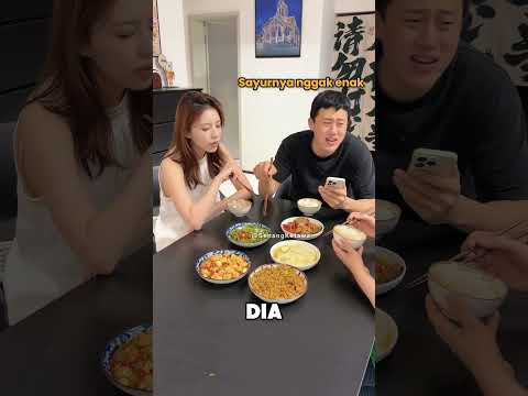 Dia sayang banget kakaknya