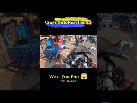 Snow Spray Kar diya Camera Main..!! ๐ญ๐๐ #girls #reaction #rider