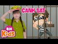Khám Phá Nghề Nghiệp và Câu Chuyện Búp Bê