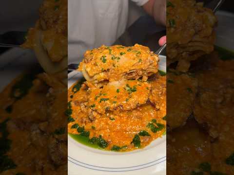 The one and only LASAGNA DELLA NONNA from Mark’s Off Madison in NYC! 🍝🔥🤤💪 #DEVOURPOWER
