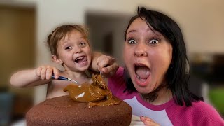 HACIENDO UNA TORTA CON MI HIJO