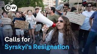 YouTube video thumbnail: Ukraine War: Protesters Demand Resignation of Top Commander