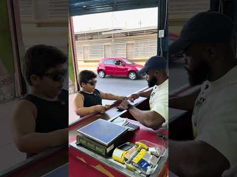 Cliente quase é enrolado #humor #shorts #comedia