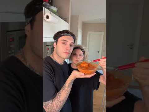 ANNEMİN KÖZ DOMATES ÇORBASI TARİFİ - EMİR ELİDEMİR #shorts