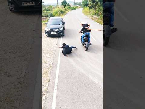 poor gengster.. #bestmoments #automobile #bestbests #lifeisbutadream #respect