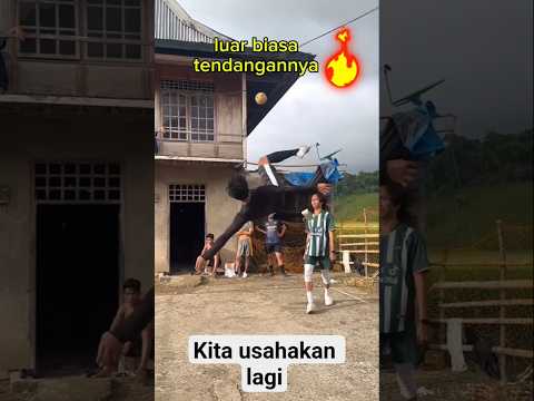 tendangan yang sangat luar biasa #takraw #takrawkampung #sepaktakraw #shortsfeed #shorts