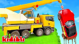 Toy Sport Car Crash! Tow Truck & Police Car in Action 🚔 Educational Toys Video for Kids | Kidibli
