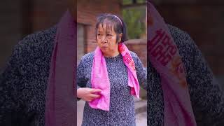 Mother and Child Chase  Mother Rong fried the sweat into salt and gave it to Brother Gui to eat