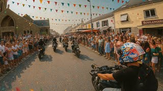 UNE VILLE ENTIÈRE QUI ATTEND DES MILLIERS DE MOTO ! 