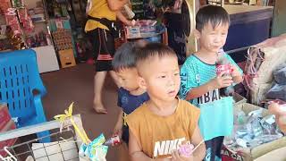 Taking kids to store buy candy 