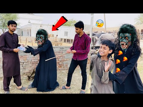 Gorilla Bachon Ki Eidi Le Kr Bhag Gaya ? Bache Rone Lag Gaye ?