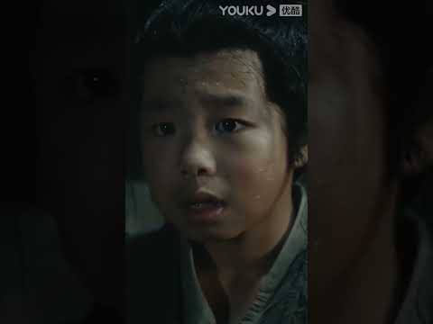 تحت سيطرة الوحش في جسده، هاجم الولد الصغير والديه! #TheThousandFacesofDunjia2 #ألف_وجه_دون_جيا2