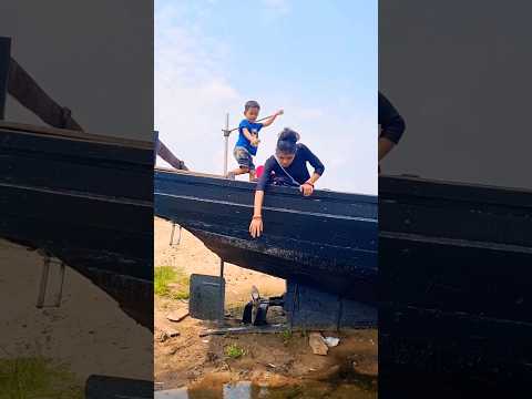 নৌকা থেকে নদীর জলে জুতো পড়ে গেলো 😱 | #shorts #viral #trending #boat