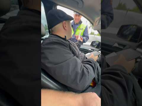 Пиши в комментах кто с таким же оберегом ездит🤣
