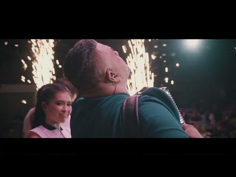 ZONA 8 - CULPA DE LOS DOS  ( PASE CELESTIAL ) LIVE VENEZUELA
