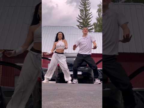 Дарите женщинам цветы без повода ☝️🤗 инст : sam_egorka_off 😎 sam_zhenya_off 😎 #shorts #youtubeshorts