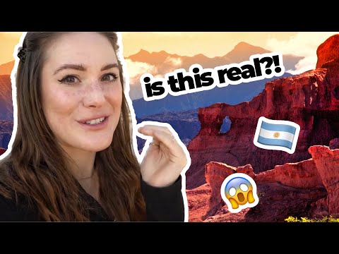 Is CAFAYATE the best town in Argentina? 😍🇦🇷 | Salta Travel Vlog