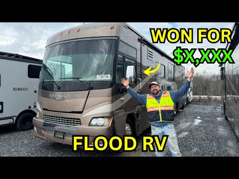 Steal Deal? Mike Wins a Flooded 2008 Winnebago RV With Many Surprises