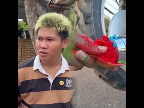 Bagong punya sepeda antik kalo di jual mahal. Omped punya kakek