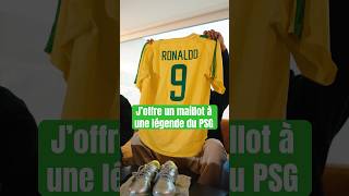 ON RÉGALE UN FOOTBALLEUR PRO !