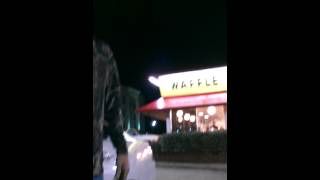 Drunken Ahnold!!!!!!!! #1.....me likey dah syrup!!