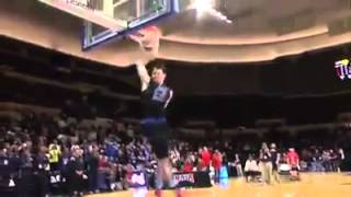 The Amazing White Boy Slam Dunk