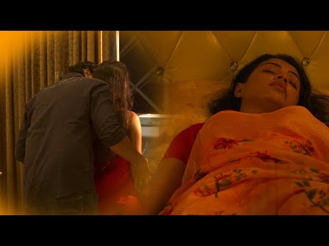 ബെസ്റ്റിയുമായിട്ട് മഴ നനഞ്ഞ് ഹോട്ടലിലെത്തിയ യുവതി | Bestie | Malayalam Movie Scene | #clips #love