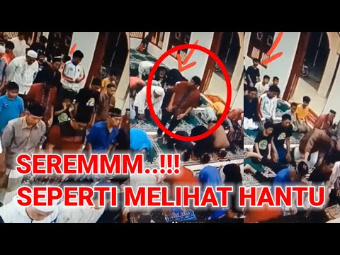 Wallahualam !!! Lihat apa yang terjadi pada jemaah sholat taraweh ini