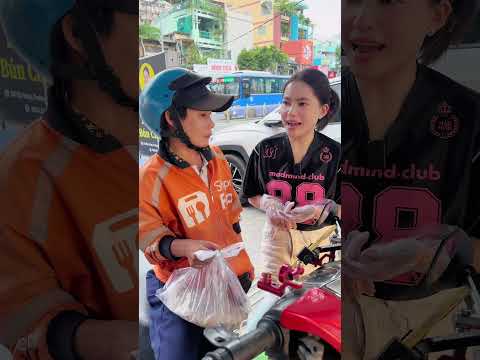 KHÁCH ĐẶT 2KÍ CHẢ NHƯNG CHỈ NHẬN 1KÍ