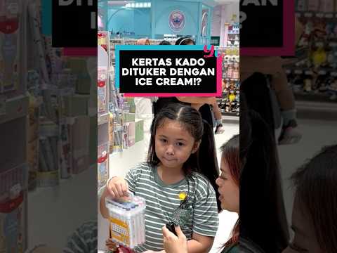 TUKER ICE CREAM DENGAN KERTAS KADO