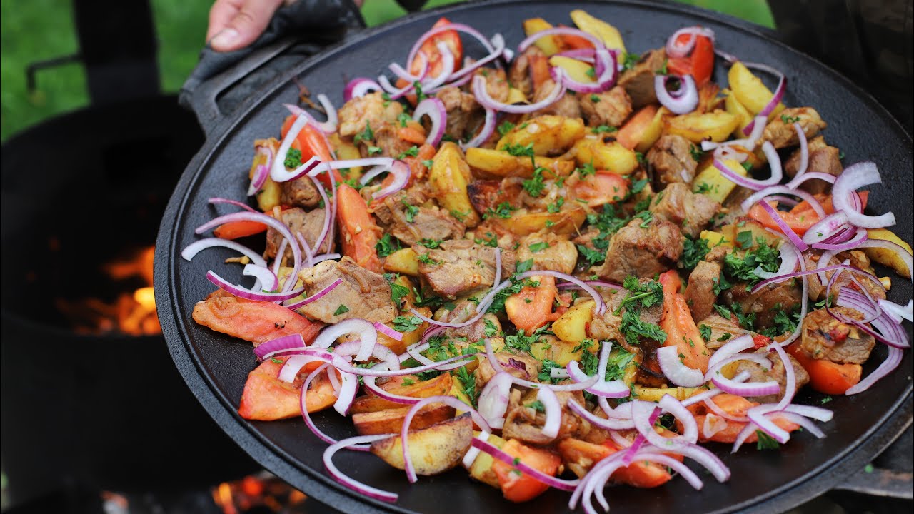 Мясо с картошкой на садже. Грузинский обед оджахури
