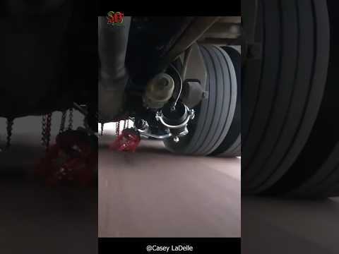 ஏன் டயரில் சங்கிலியை  பயன்படுத்துறாங்க #tamilfacts #tamilnews #tamil #shorts #facts #viral tyre