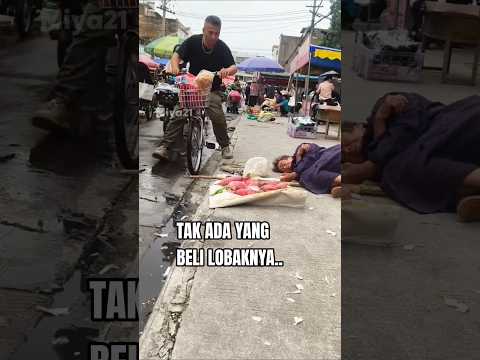 Belilah Dari Ibu Penjual Tua..🥺
