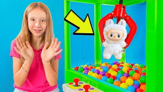 Nastya and Evelyn - a story about toys and caring for them