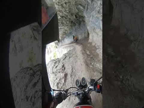 Bike break fail on most dangerous road of world #adventure #offroading #travel #offroad #biker #yt