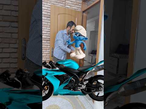 şirinlere motor ??? #youtubeshorts #comedy #halilbzdag63 #komik #keşfet #şirinler